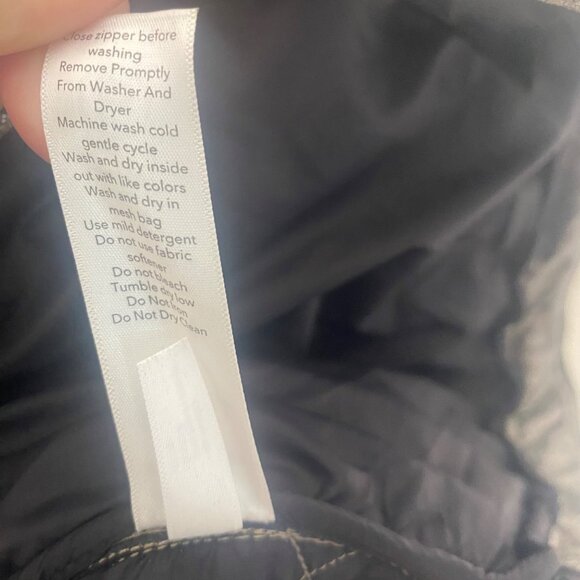 Athleta Quilted Metallic Puffer Vest Womens M Brown Gold Bronze Full Zip Layerin - Picture 5 of 12